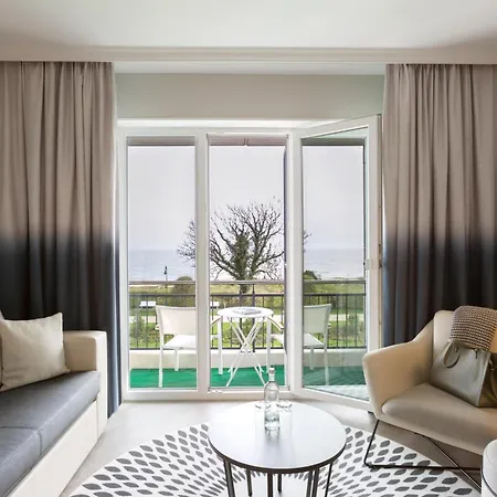 Kaiserhof فندق هيرينجسدورف