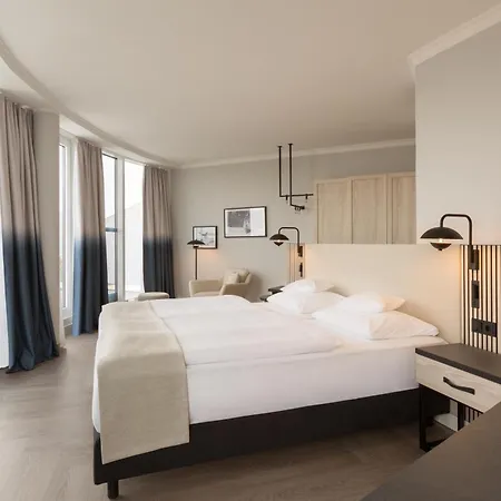 Kaiserhof Hotel 4*
