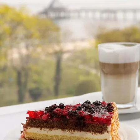 فندق Kaiserhof 4*